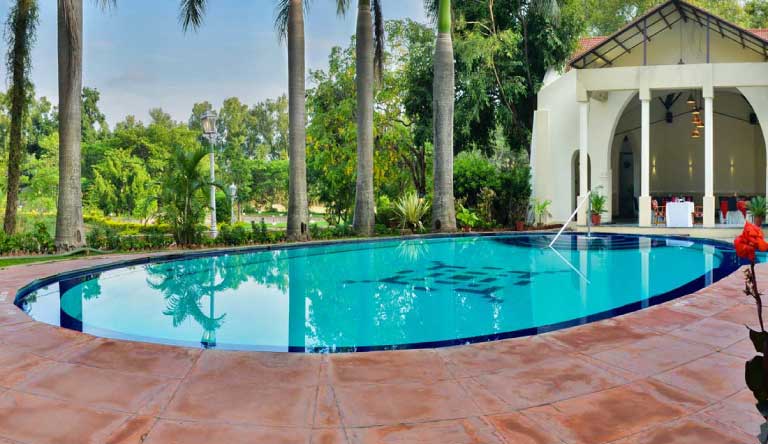 Cama-Rajputana-Club-Resort-Pool